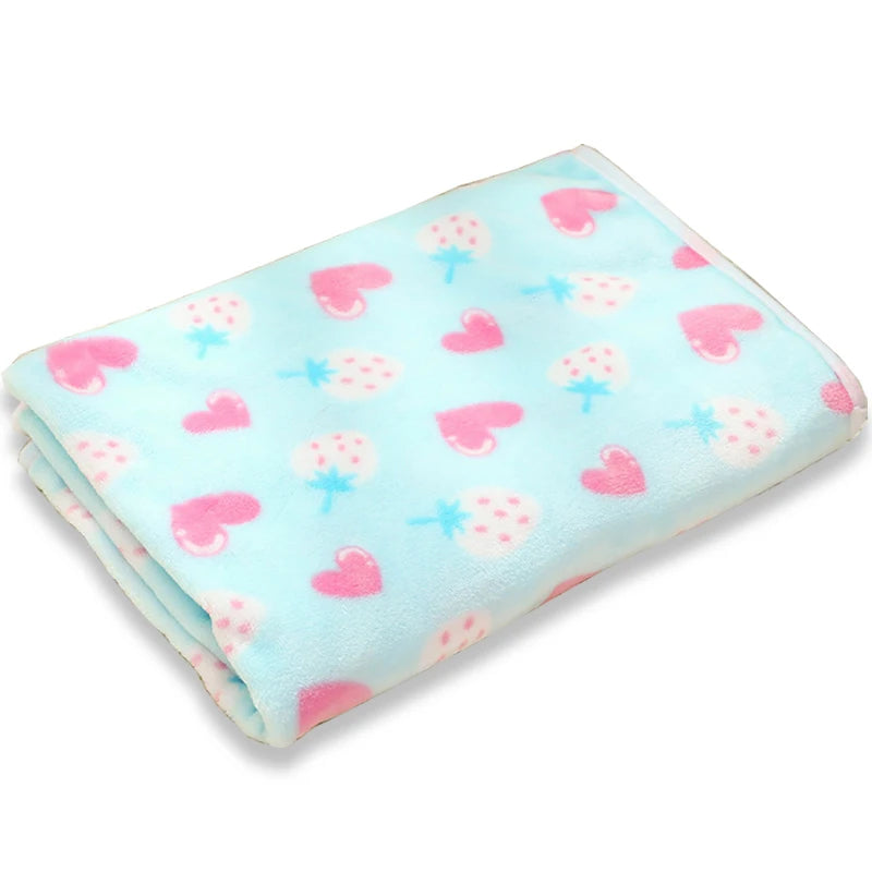 Soft and Fluffy High Quality Pet Blanket Cute Star Print Pet Mat Warm and Comfortable Pet Blanket for Dogs and Cats Pet Supplies