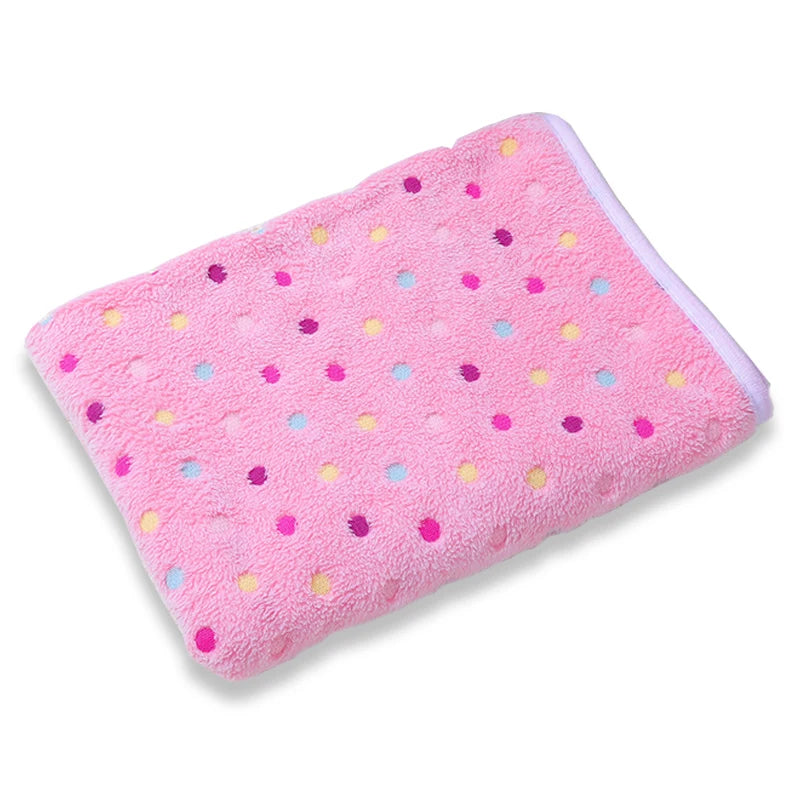 Soft and Fluffy High Quality Pet Blanket Cute Star Print Pet Mat Warm and Comfortable Pet Blanket for Dogs and Cats Pet Supplies